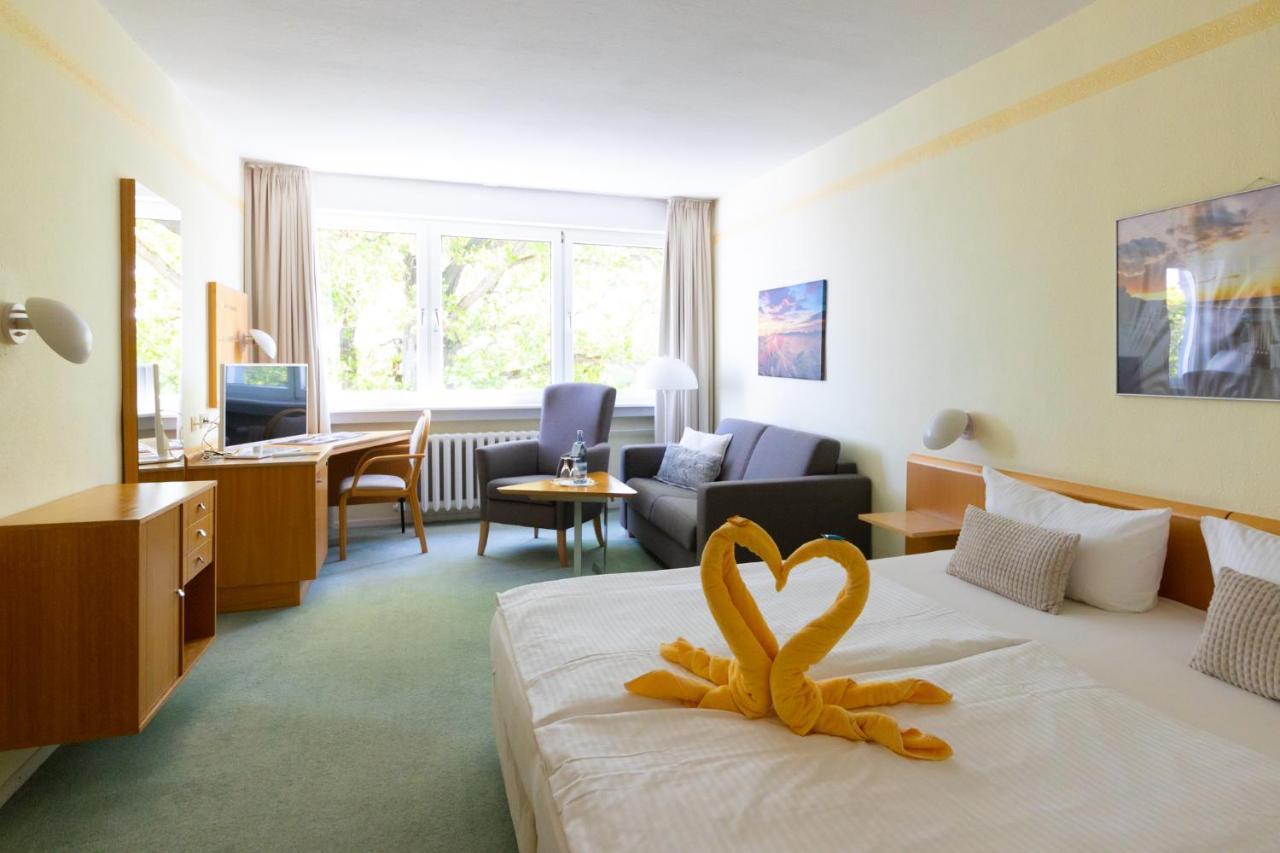 Hotel Wald Und See 제바트헤링스도르프 외부 사진