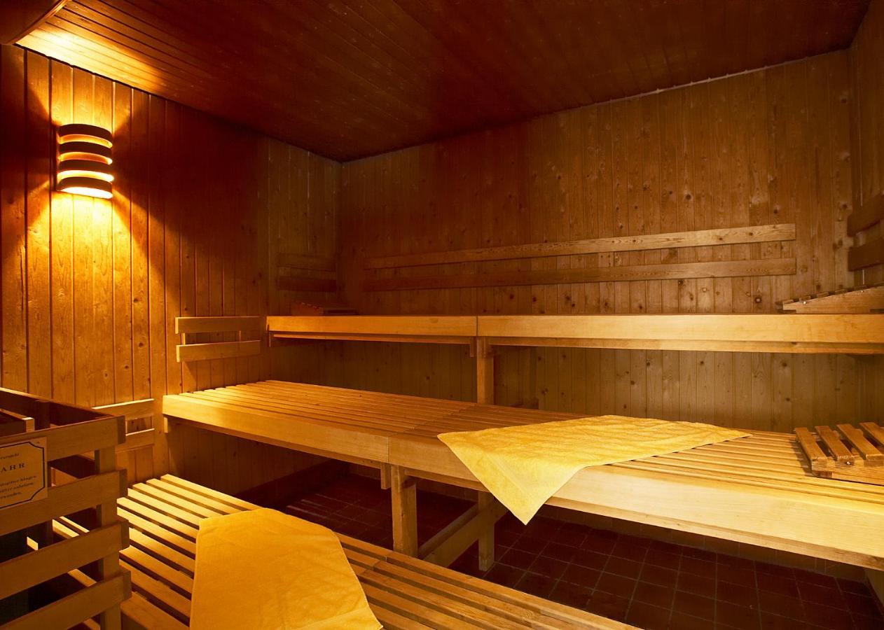 Hotel Wald Und See 제바트헤링스도르프 외부 사진