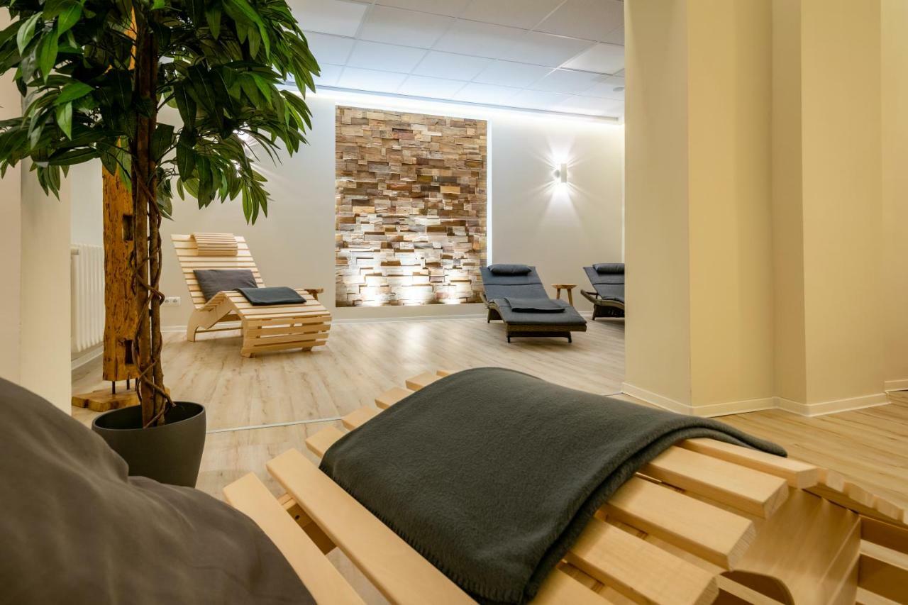 Hotel Wald Und See 제바트헤링스도르프 외부 사진